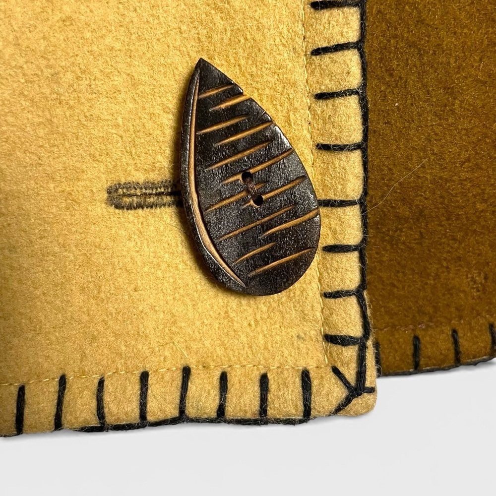 Sandy Starkman wool Patchwork Vest with carved Bu… - image 3